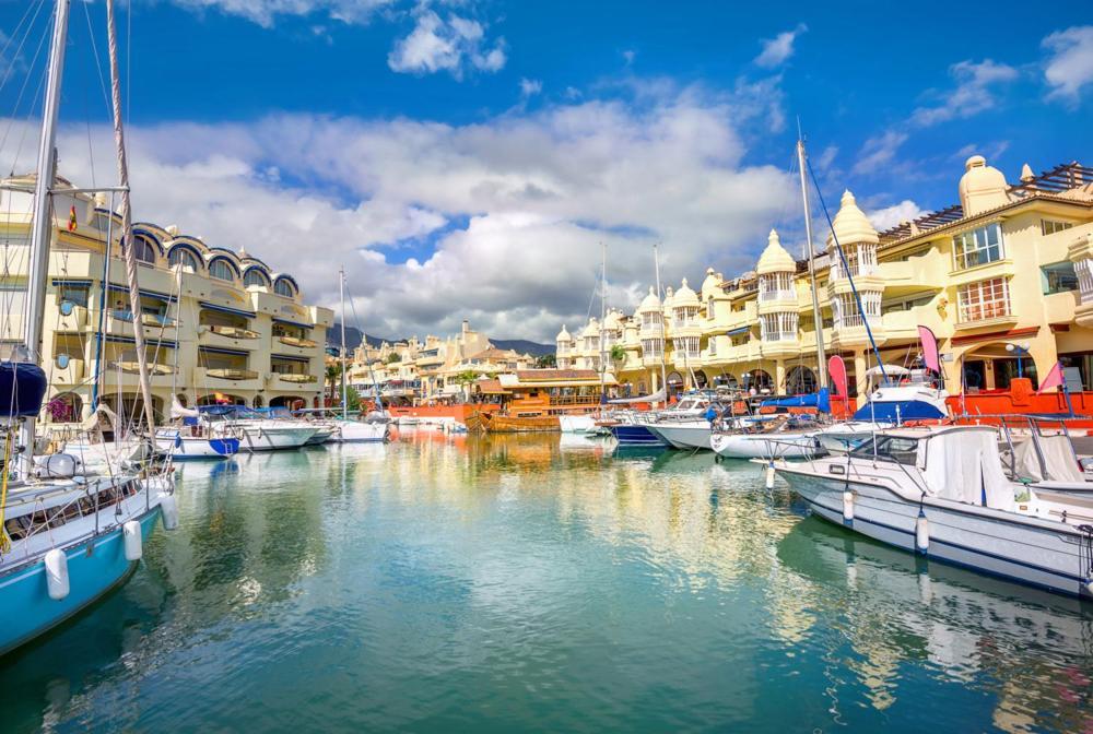 Minerva Paradise Benalmadena Bagian luar foto